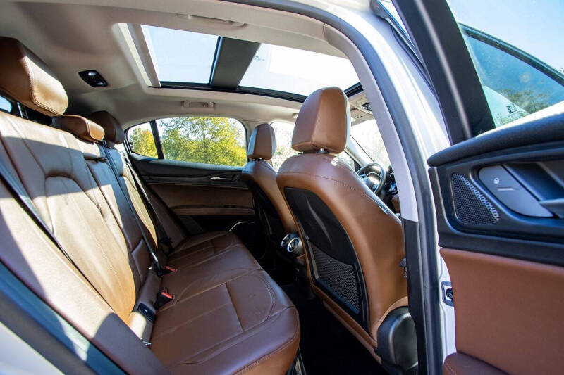 2021 Alfa Romeo Stelvio Sprint