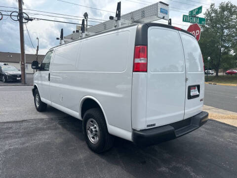 2021 GMC Savana 2500