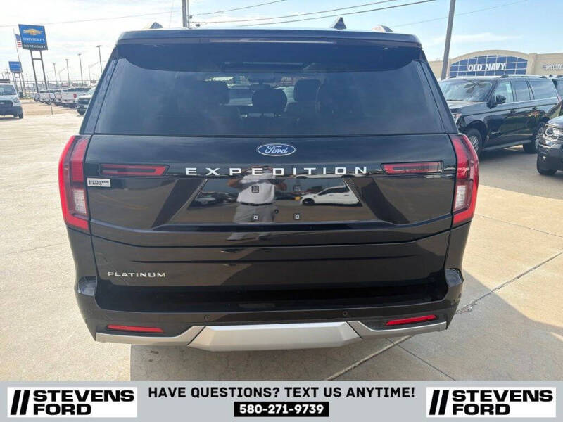 2025 Ford Expedition Platinum