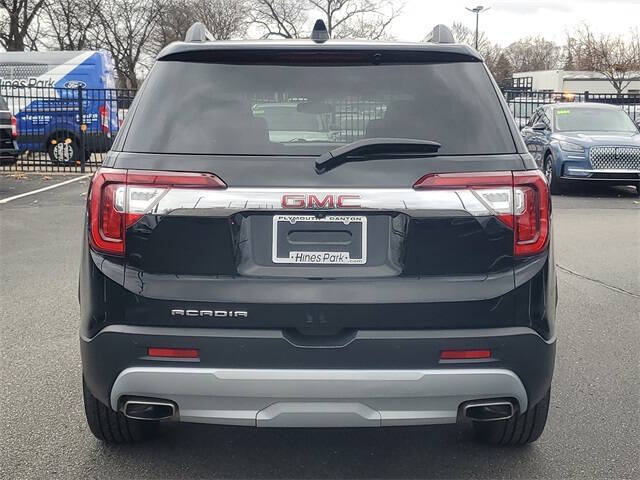 2022 GMC Acadia SLT