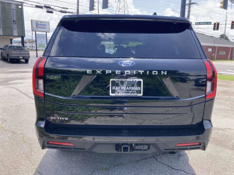 2025 Ford Expedition Active