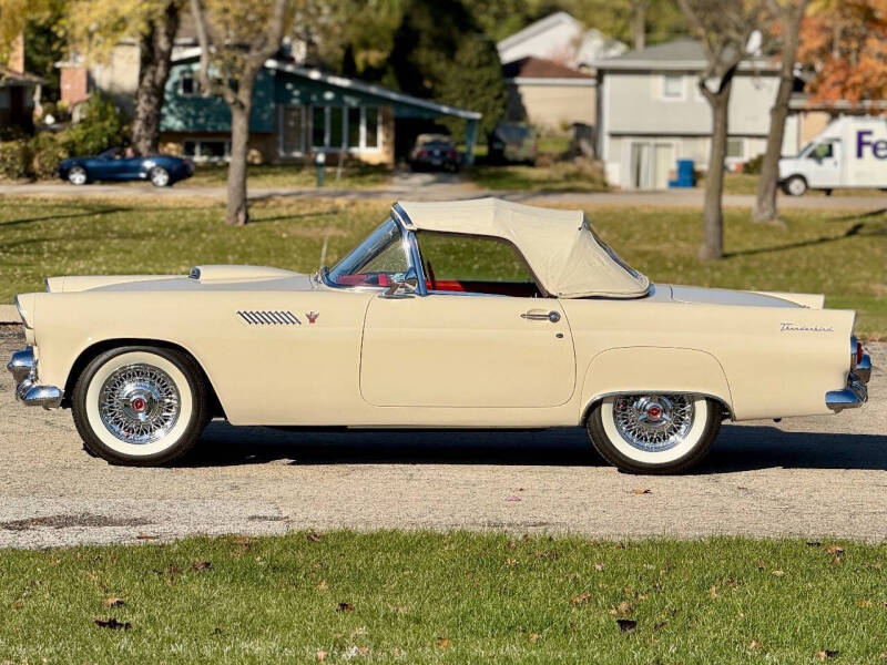 1955 Ford Thunderbird