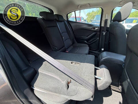 2016 Mazda MAZDA3 i Touring