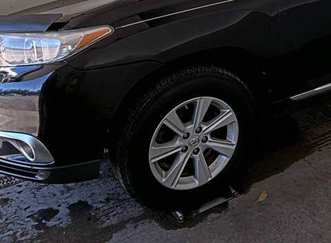 2013 Toyota Highlander Plus
