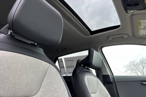 2025 Kia Niro SX Touring