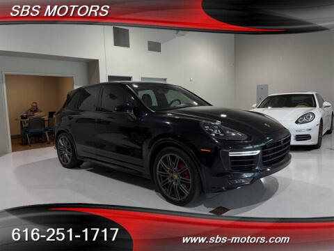 2016 Porsche Cayenne GTS