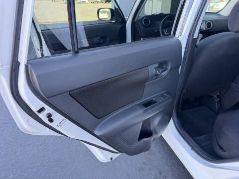 2009 Scion xB