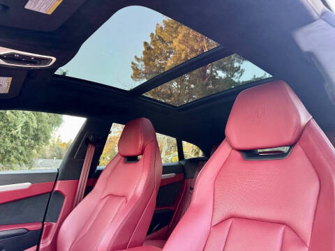 2019 Lamborghini Urus