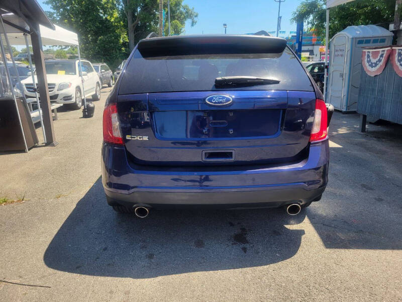 2011 Ford Edge SE