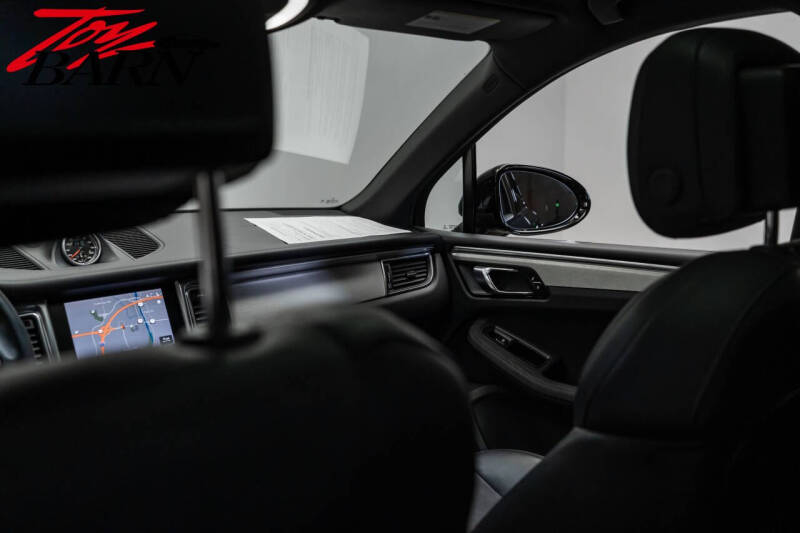 2018 Porsche Macan GTS