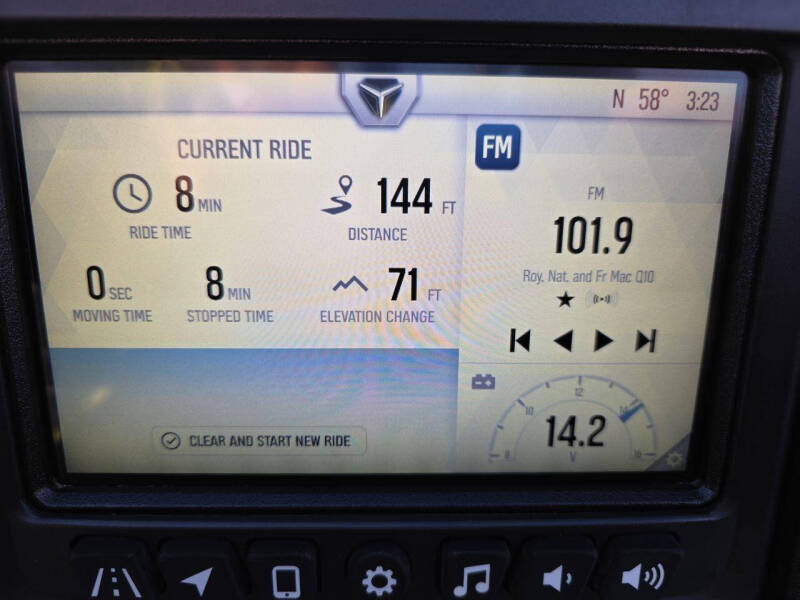 2023 Polaris Slingshot SL