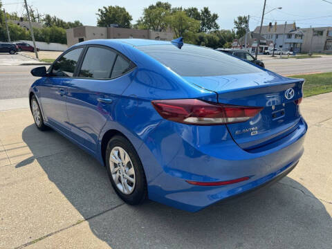 2017 Hyundai Elantra