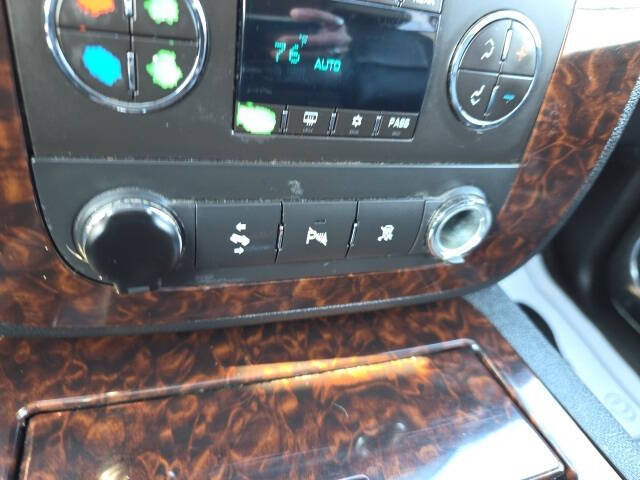 2009 GMC Yukon XL Denali