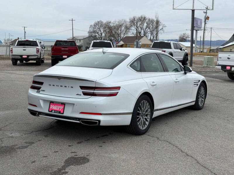 2023 Genesis G80