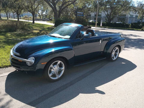 2005 Chevrolet SSR for sale at Premier Motorcars in Bonita Springs FL