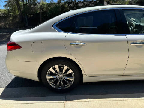 2013 Infiniti M37
