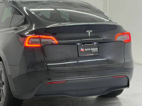 2025 Tesla Model Y Long Range
