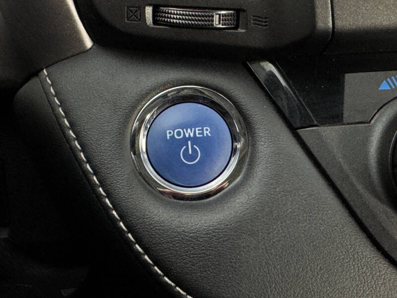 2017 Toyota RAV4 Hybrid Limited