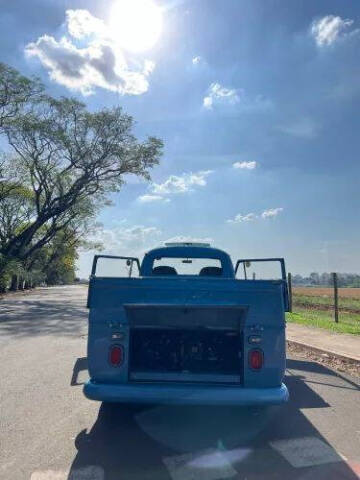 1999 Volkswagen Pickup