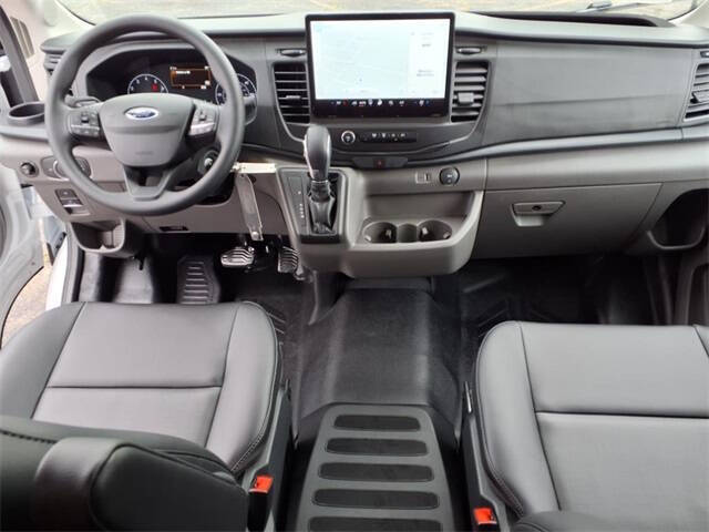2025 Ford Transit 250
