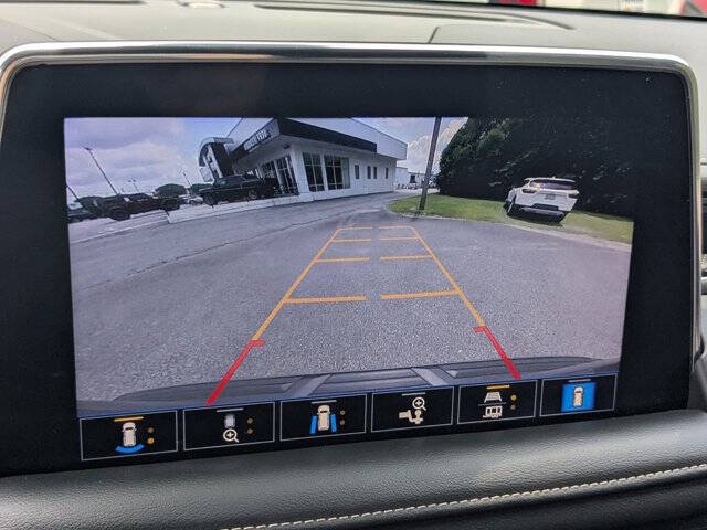 2021 GMC Yukon SLT