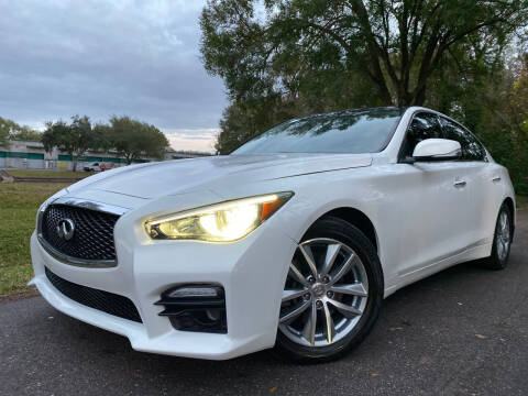 2015 Infiniti Q50 for sale at Powerhouse Automotive in Tampa FL