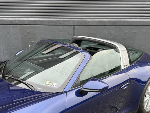 2025 Porsche 911 Targa 4 GTS