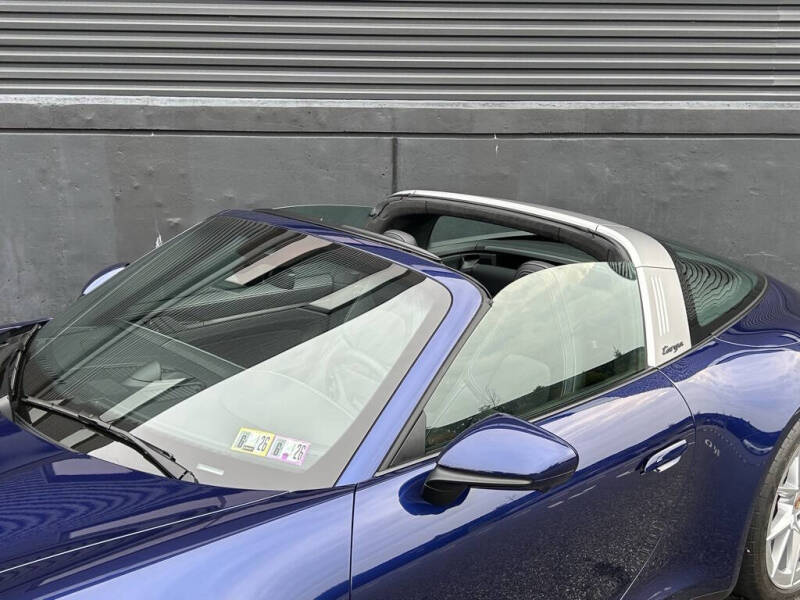 2025 Porsche 911 Targa 4 GTS