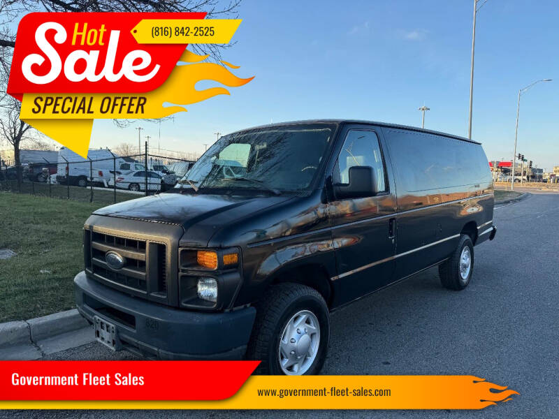 2009 Ford E-Series Econoline Van Commercial's photo