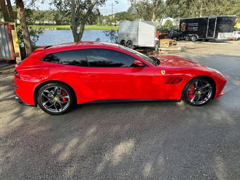 2019 Ferrari GTC4Lusso T