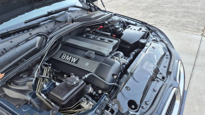 2005 BMW 5 Series 530i