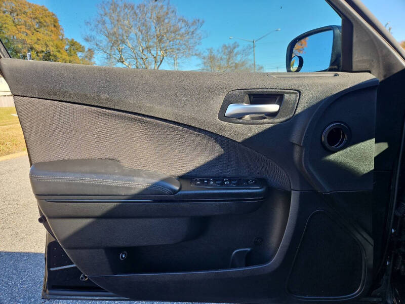 2018 Dodge Charger SXT