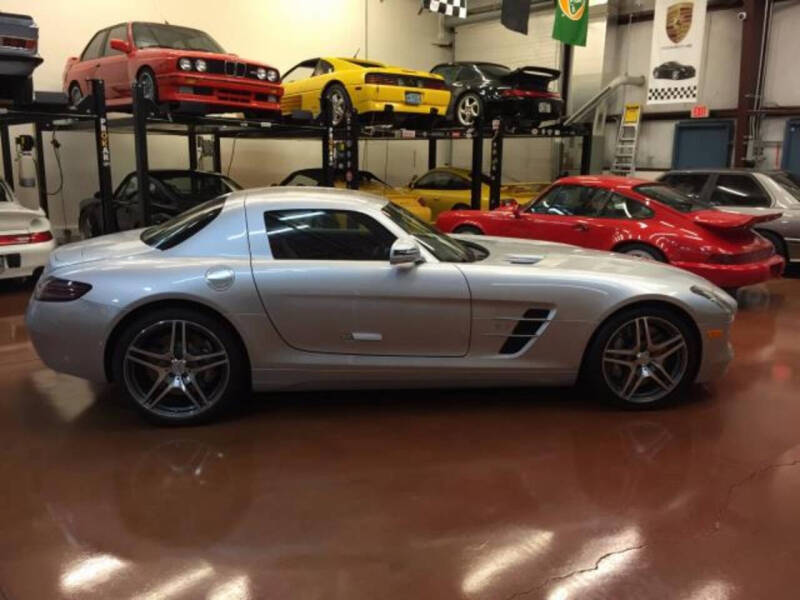 2011 Mercedes-Benz SLS AMG
