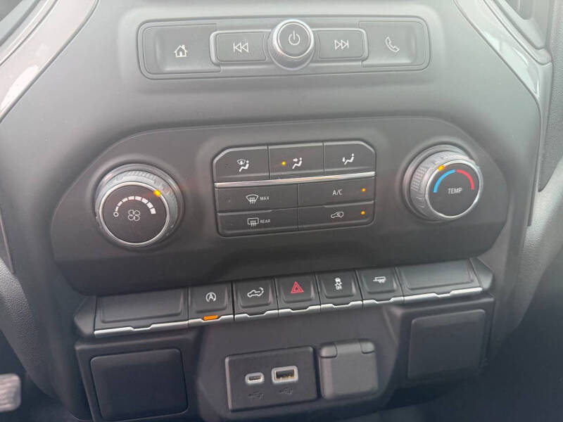 2022 Chevrolet Silverado 1500 Limited Custom