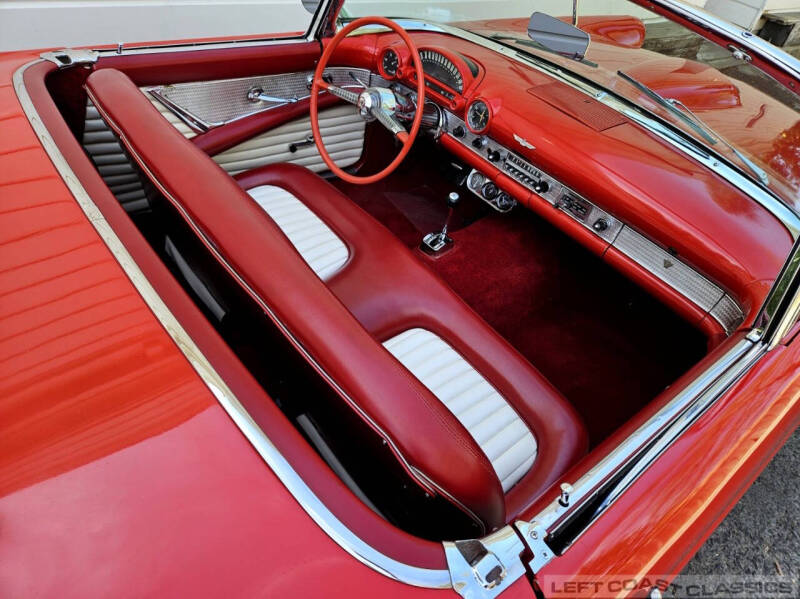 1955 Ford Thunderbird