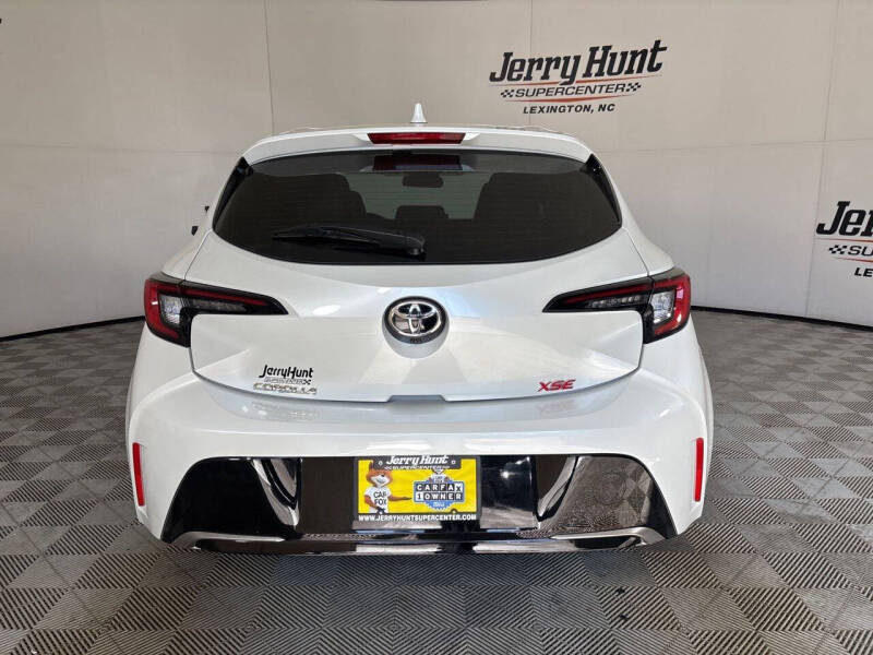 2025 Toyota Corolla Hatchback XSE