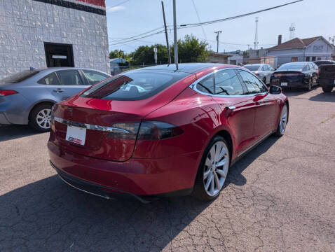 2013 Tesla Model S Performance