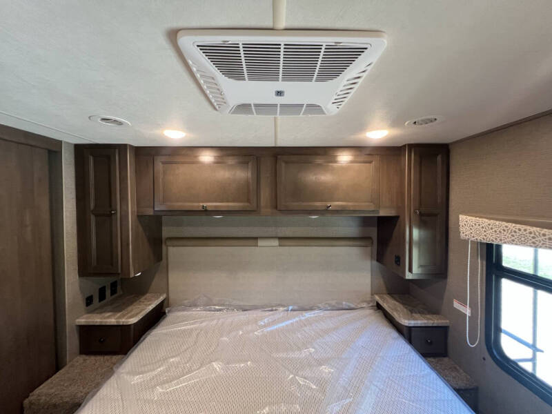 2021 Thor Motor Coach Windsport 34J