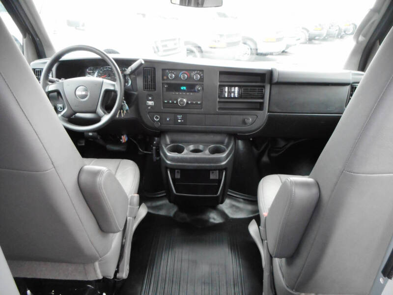 2013 GMC Savana 3500
