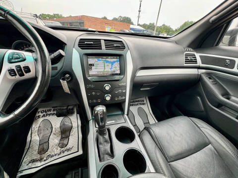 2011 Ford Explorer XLT