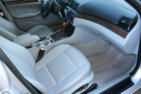 2003 BMW 3 Series 325i