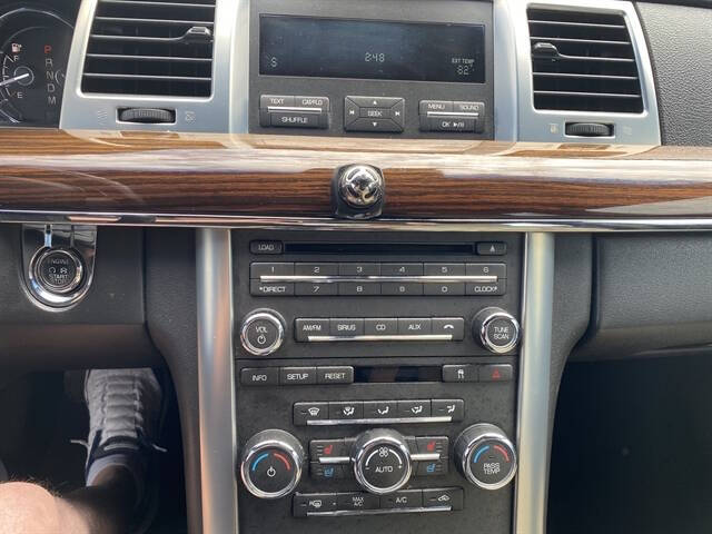 2010 Lincoln MKS