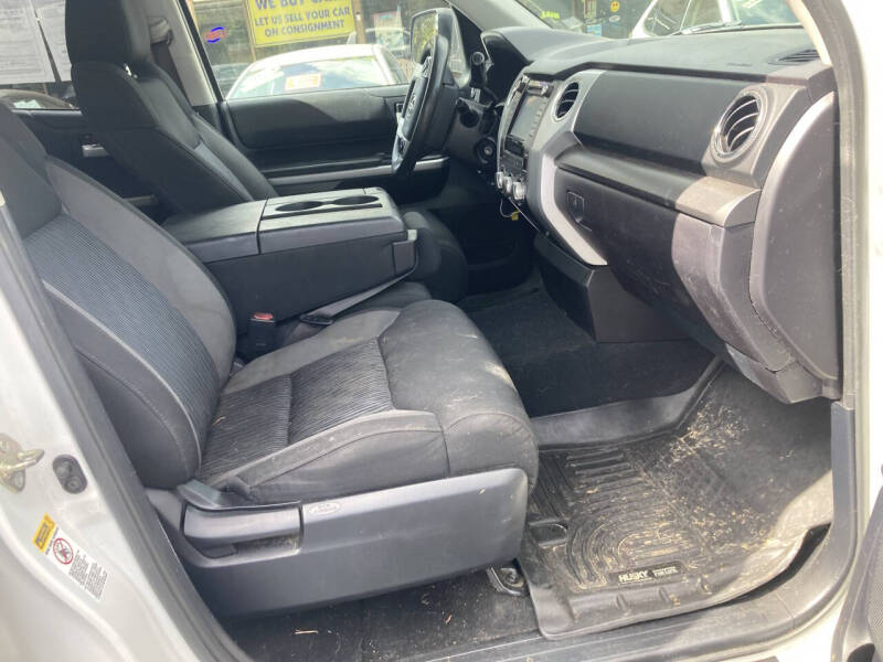 2014 Toyota Tundra SR5