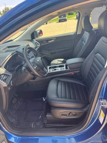 2023 Ford Edge