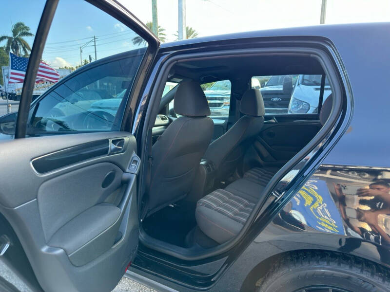 2012 Volkswagen GTI Base PZEV