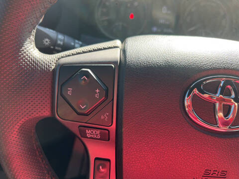 2022 Toyota Tacoma TRD Off-Road