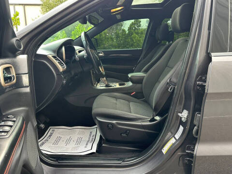 2017 Jeep Grand Cherokee Laredo 75th Anniversary