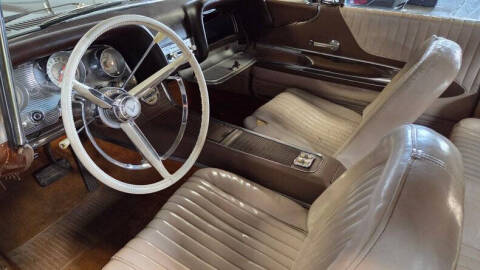 1960 Ford Thunderbird