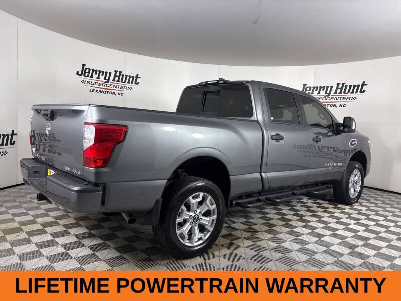 2024 Nissan Titan XD SV