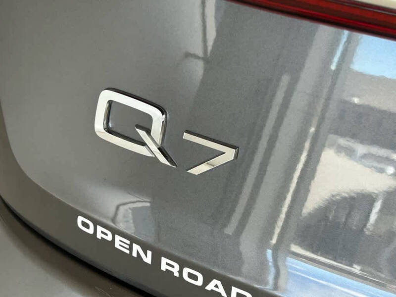 2023 Audi Q7 quattro Premium Plus 55 TFSI